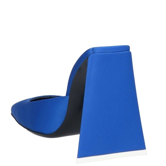 The Attico sapphire blue square-toe mules with 110mm 3D triangular heel - Picture 4 of 4